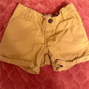 Old Navy Size 5T like new